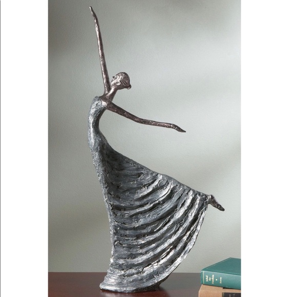 The Full Set of 3 Dancers Decorative Figurines - Picture 14 of 16